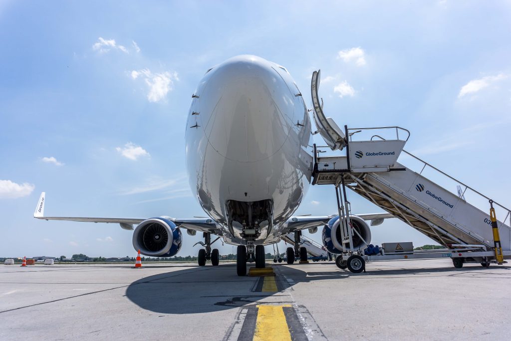 noile aeronave Boeing TAROM