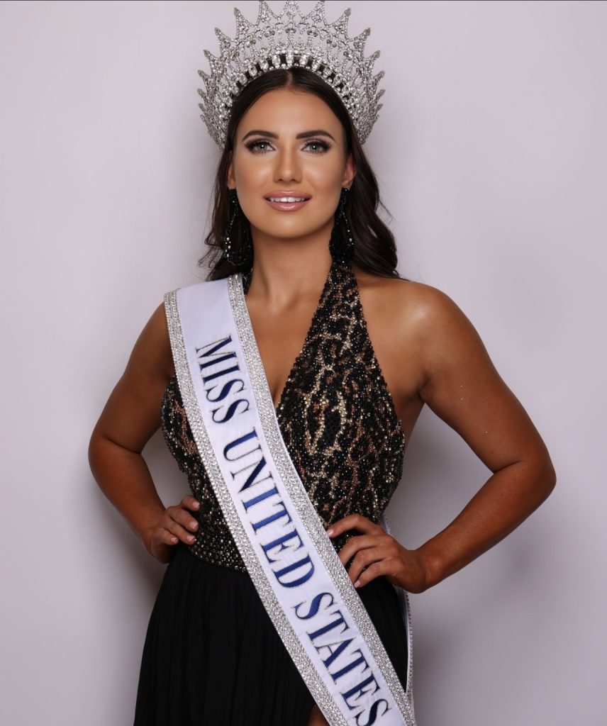 Miss United States Samantha Anderson pilot